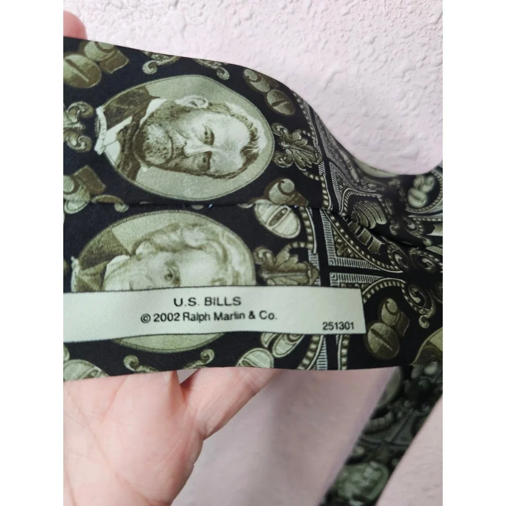 Ralph Marlin 2002 US Bills Money Currency Novelty Tie Green Black